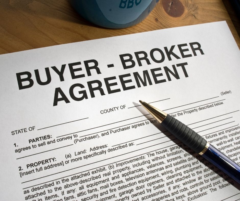 THE DYNAMICS OF ALLOWING BUYER BROKERS AT AUCTIONS