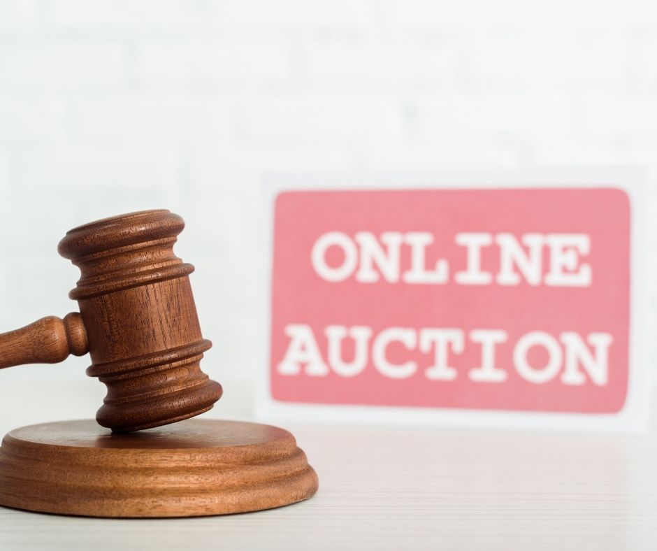 AUCTIONEERS FIGHT COVID RESTRICTIONS WITH ONLINE AUCTIONS